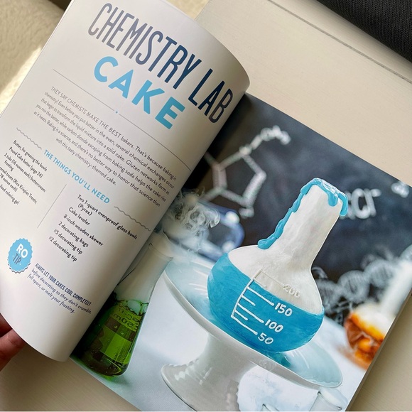 NERDY NUMMIES COOKBOOK By Rosanna Pansino - Picture 3 of 9